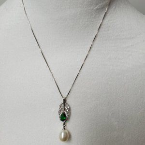Silver plated necklace with pendant